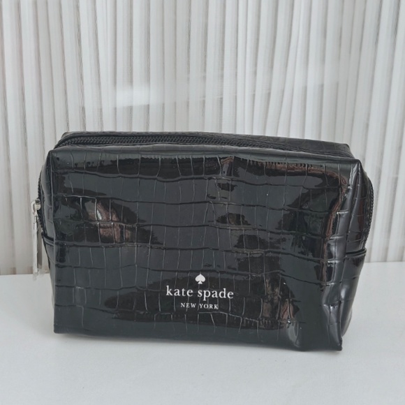 New Kate Spade Small Black Croc Embossed Paten Pouch 6"x 2" x 4" - Picture 2 of 6